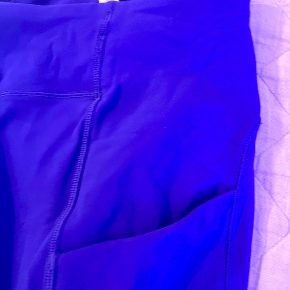 Lululemon athletica royal blue leggings with pockets size 4 - Picture 7 of 16
